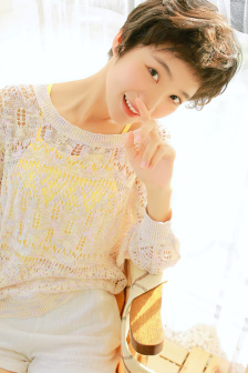 《妻子与瑜伽教练》主演是谁瑜伽教